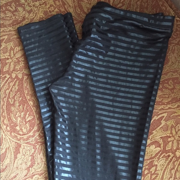 SOLD-Leggings - Picture 1 of 1