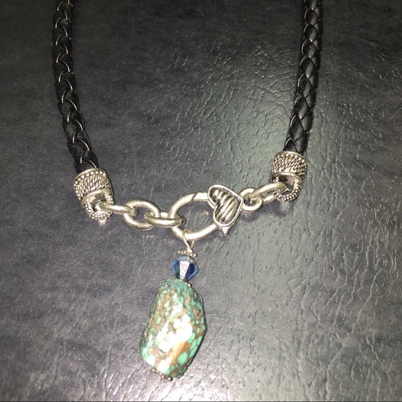 Necklace - Picture 2 of 3