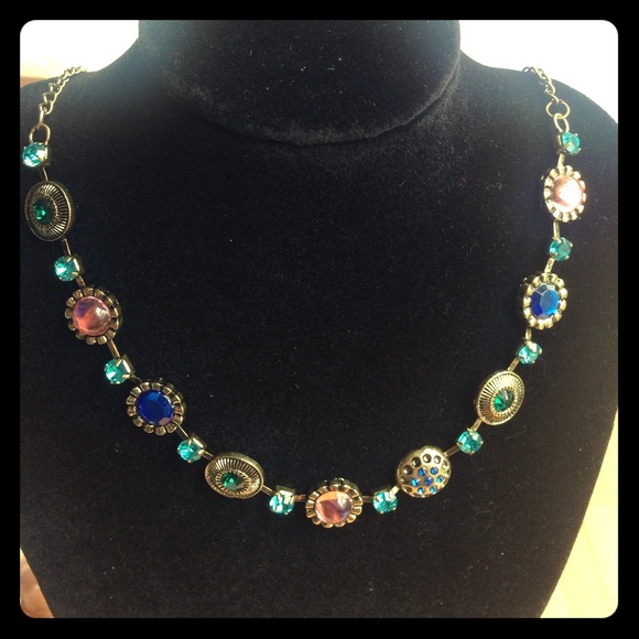 📍SOLD📍Chic fashion jewelry necklace