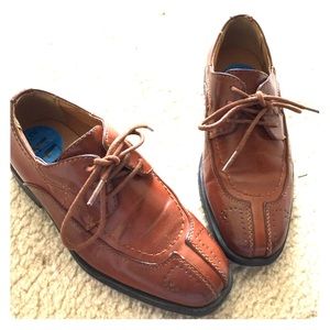 Boys dress shoes