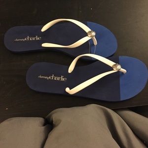 Amazing charming Charlie sandals 👠
