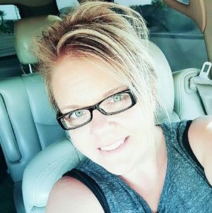 Meet your Posher, Kera