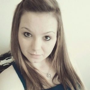 Meet your Posher, Alisha