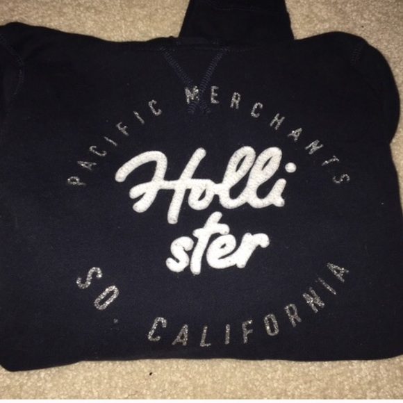 2 Hollister sweatshirts