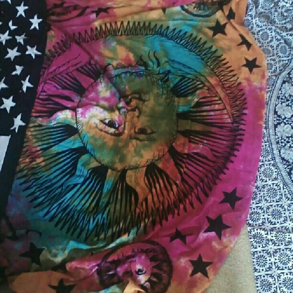 Tyedye celestial sun tapestry - Picture 2 of 2