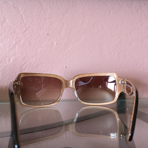 Auth Coach Sunglasses - Picture 3 of 4