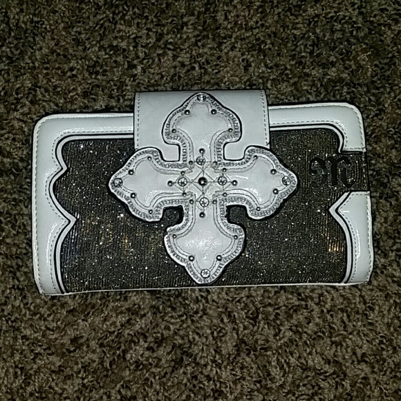 Miss Me wallet/clutch <3 <3 <3