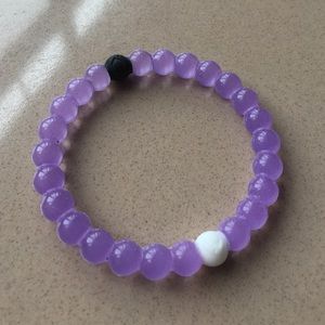 NWOT authentic purple lokai
