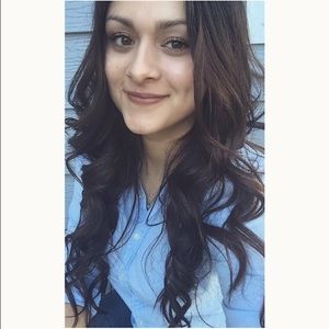 Meet your Posher, Yadira