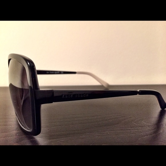 Dolce & Gabbana Sunglasses - Picture 2 of 3