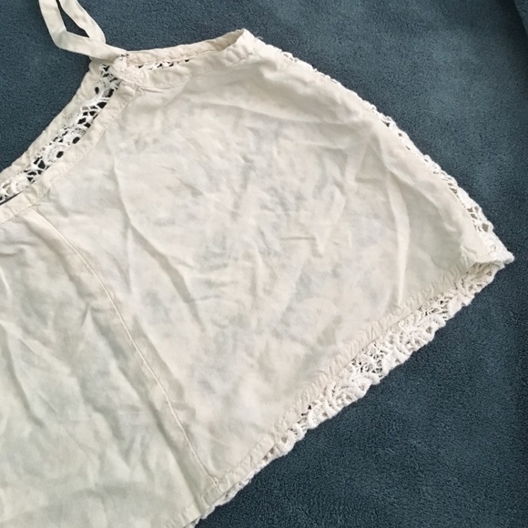 Crop top! - Picture 3 of 3