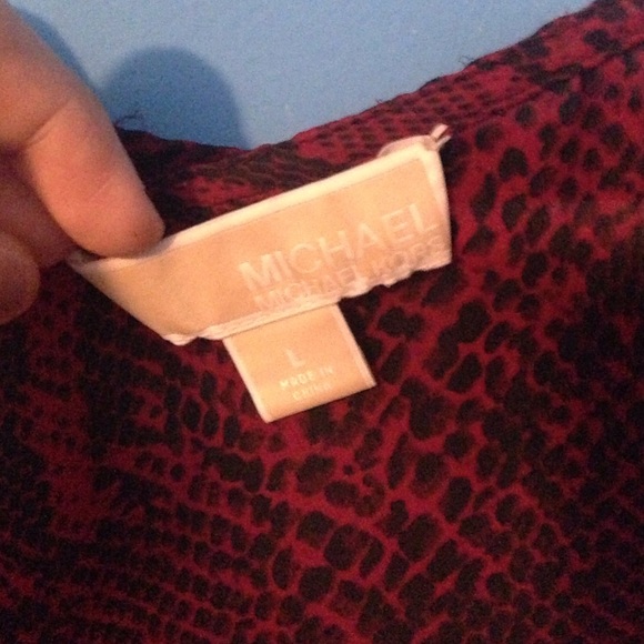 🚫🚫SOLD ON MERCARI🚫🚫 - Picture 2 of 3