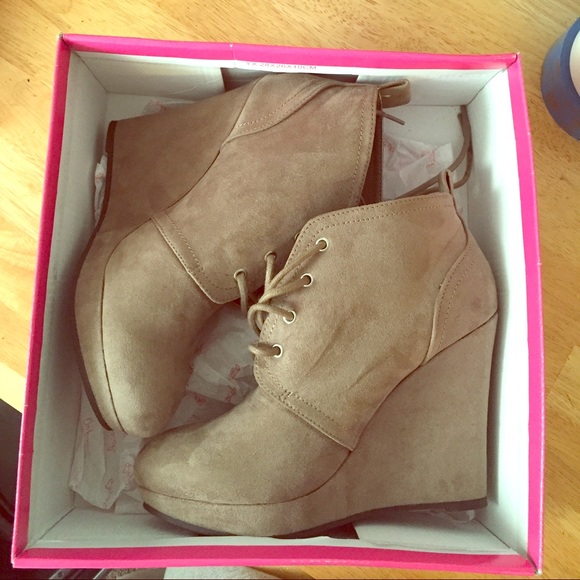 Akira tan bootie wedges