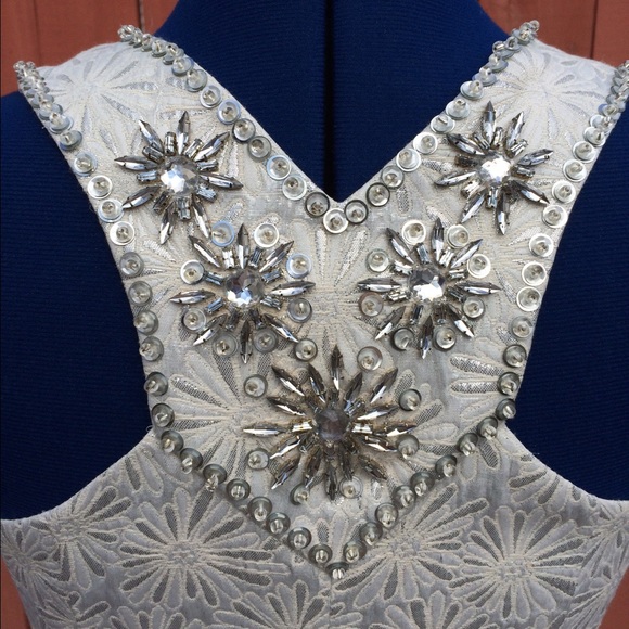 Maggy London White Beaded Cocktail Dress - Picture 5 of 7