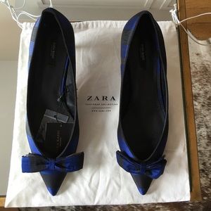 Brand New Zara Striped Kitten Heels US9