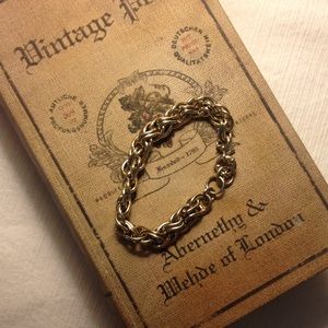 Banana Republic gold tone bracelet