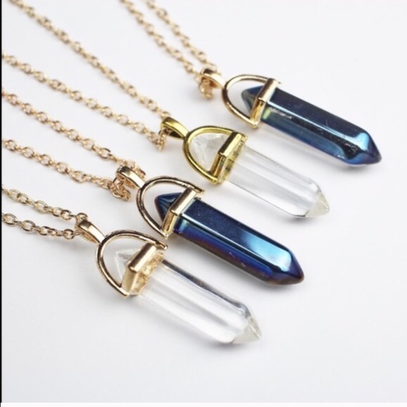 💜 Crystal Clear Bullet Necklace - Picture 2 of 2