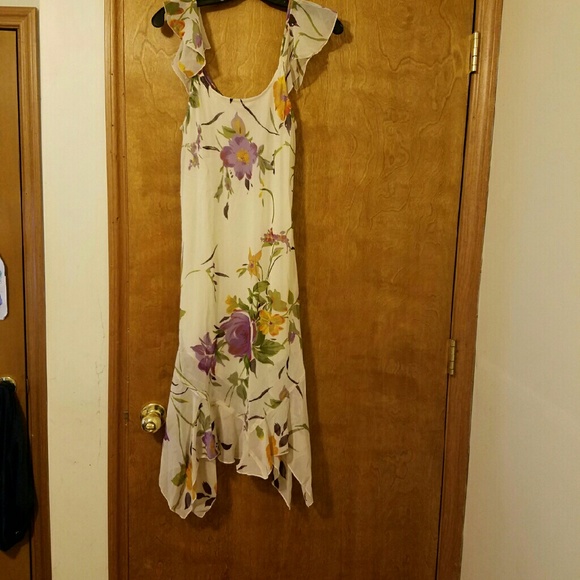 Dress - Picture 2 of 2