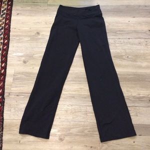 Lululemon yoga pants