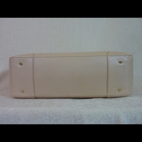 Brand new Tory Burch Robinson bag