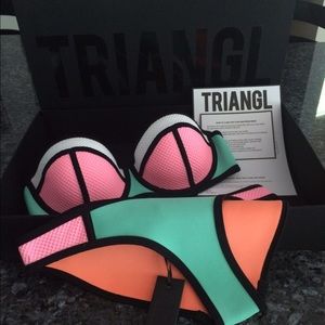 Sale! 🎉Triangl swimwear! Poppy! Band New!!