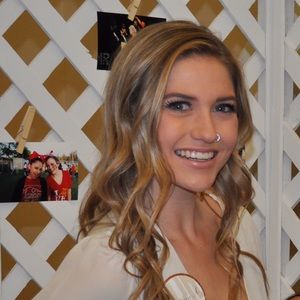 Meet your Posher, Nicolette