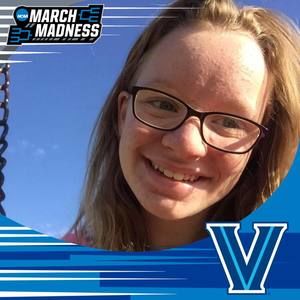 Meet your Posher, Michaela