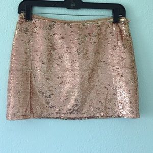 Sequin mini skirt ✨