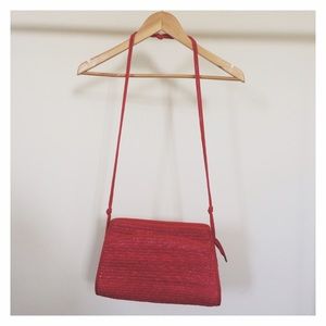 ❗️LAST CHANCE❗️Vintage Red Woven Crossbody Purse