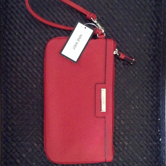 Nine West wristlet