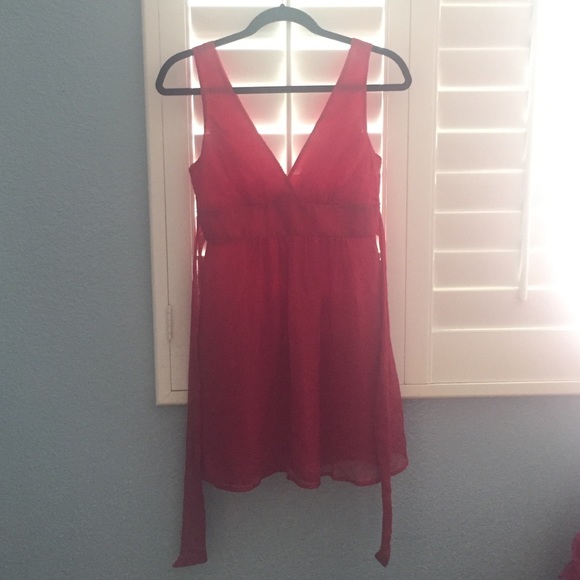 Pretty flowy red dress