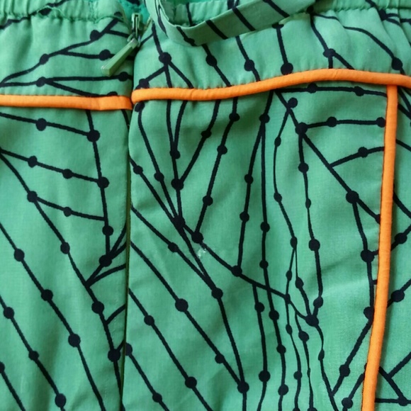 🚫SOLD🚫 Green Retro Dress - Picture 4 of 4