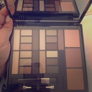 Macys eyeshadow and blush/bronzer palette