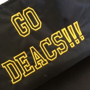 Meet your Posher, Lakean