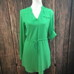 Beautiful 100% polyester dress