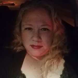 Meet your Posher, Renee