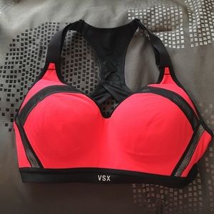 VS Sports Bra