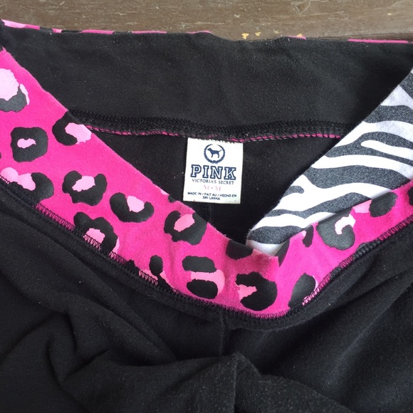 Victoria's Secret PINK Yoga Crops size medium - Picture 2 of 4