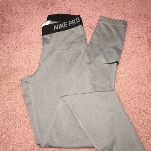 NIKE Leggings