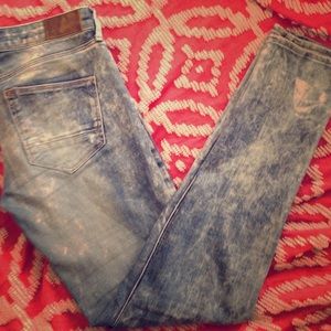 Stone washed jeans