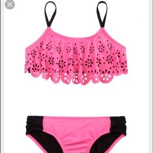 ❤️FLASH SALE ❤️ JUSTICE PINK FLOWER CUTOUT BIKINI