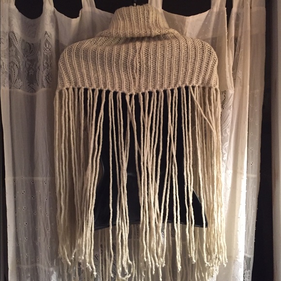 Scarf - Picture 3 of 3