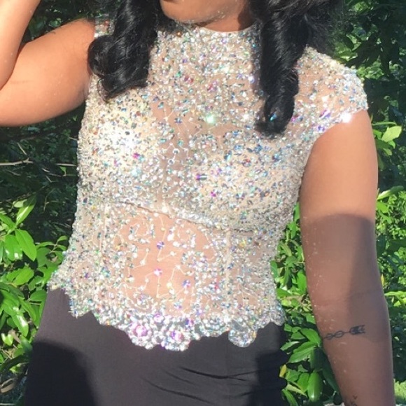 Dress - Picture 2 of 4