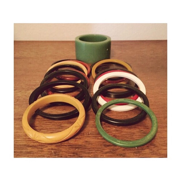 Bakelite lot of bangles mod vintage bracelets