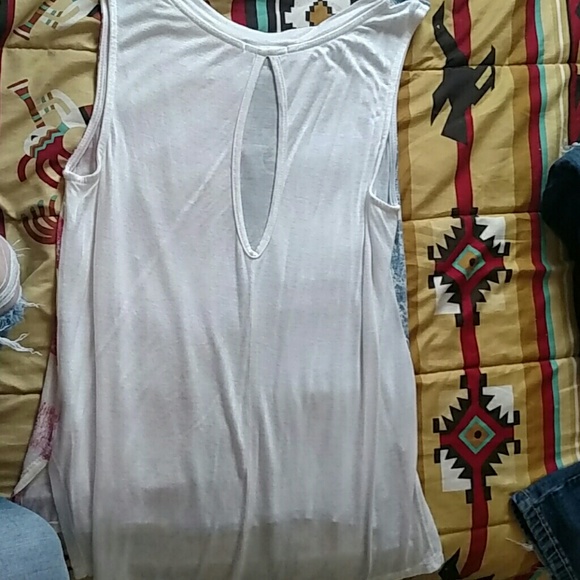 Tank top - Picture 2 of 3