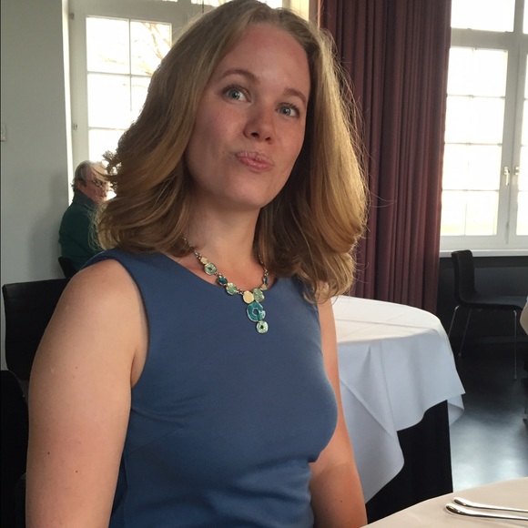 Meet your posher, ⚓️ Jaquie 🎆 - Picture 2 of 4