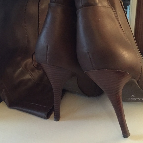Boots - Picture 3 of 4