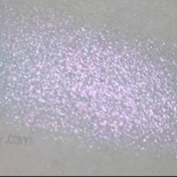 Pink Opal Mac pigment Host Pick!! - Picture 3 of 4