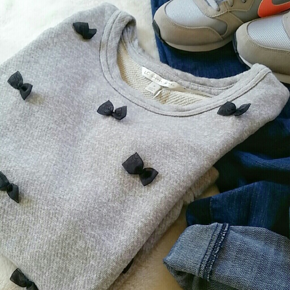 LC Lauren Conrad Tops - 💥Today Only!💥 LC Bow French Terry Sweatshirt