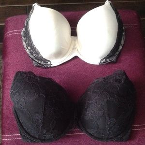 (4) Victoria's Secret Bras